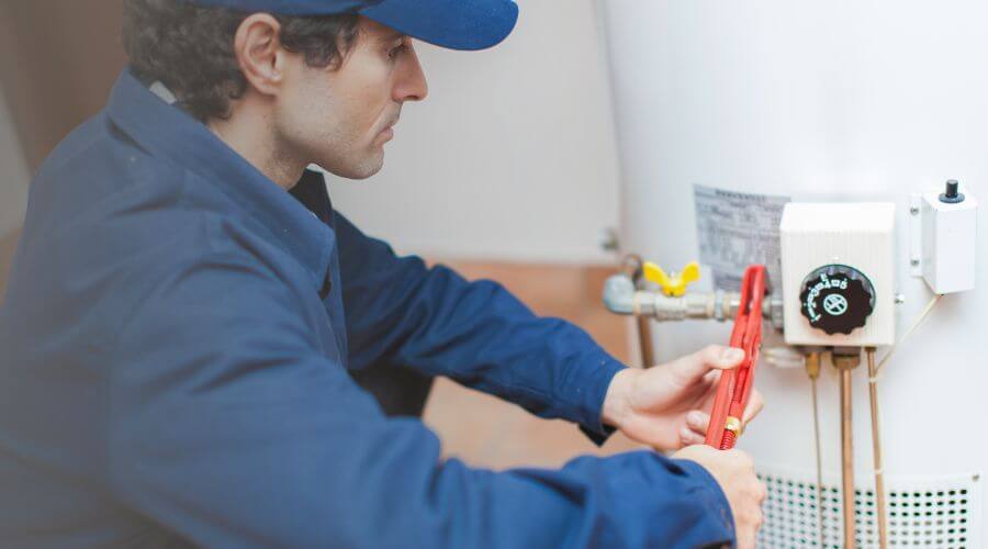 Local water heater installation in Spurgeon, IN